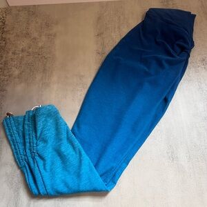 Bombshell sportsware ombré blue leggings size medium